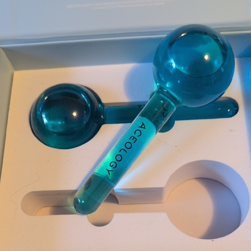 Aceology Original Blue Ice Globe Facial Massager